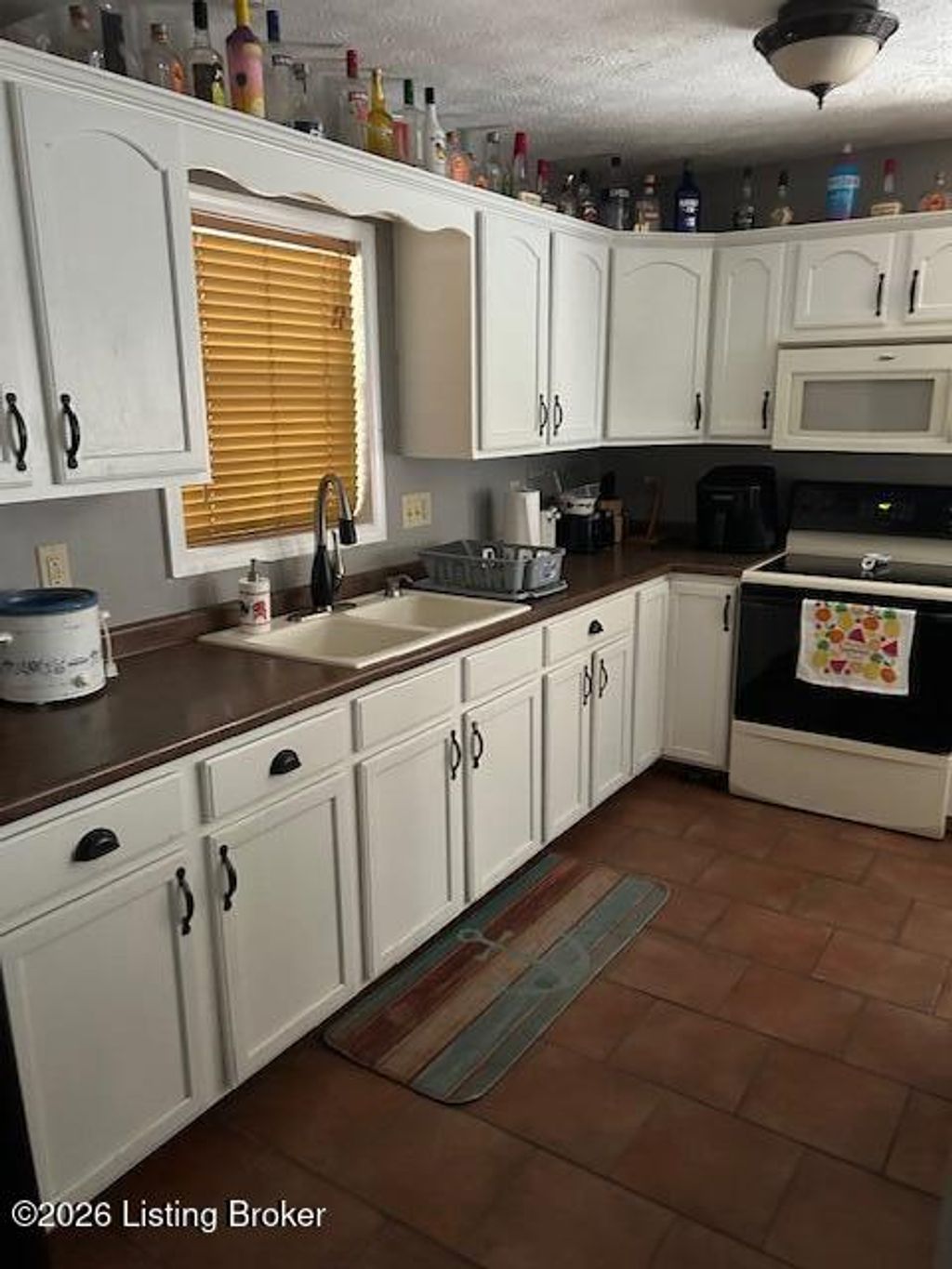 Photo of 641 N Riverbend Rd, Leitchfield, KY 42754 (MLS # 1712545)