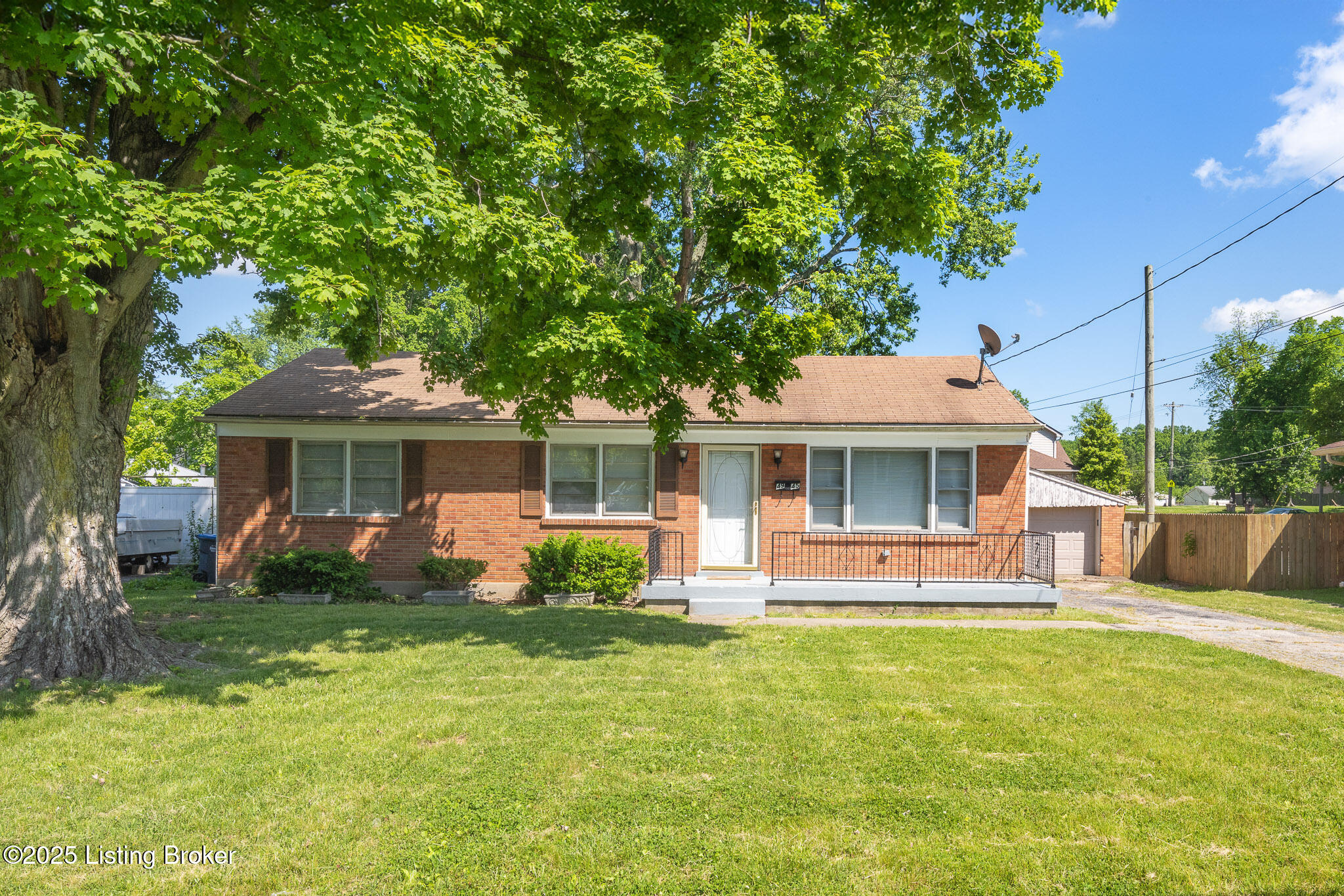 4945 Determine Ln, Louisville, Pennsylvania image 1