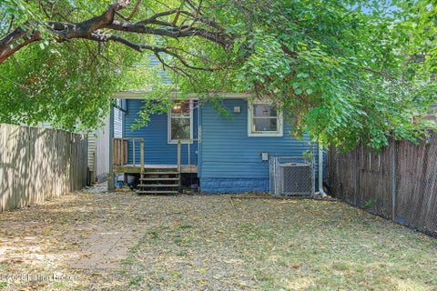 Tiny photo for 1114 S Shelby St, Louisville, KY 40203 (MLS # 1728946)