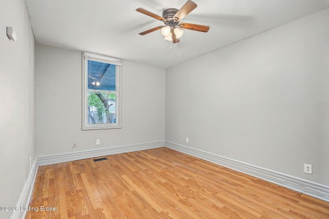 Tiny photo for 1114 S Shelby St, Louisville, KY 40203 (MLS # 1728946)