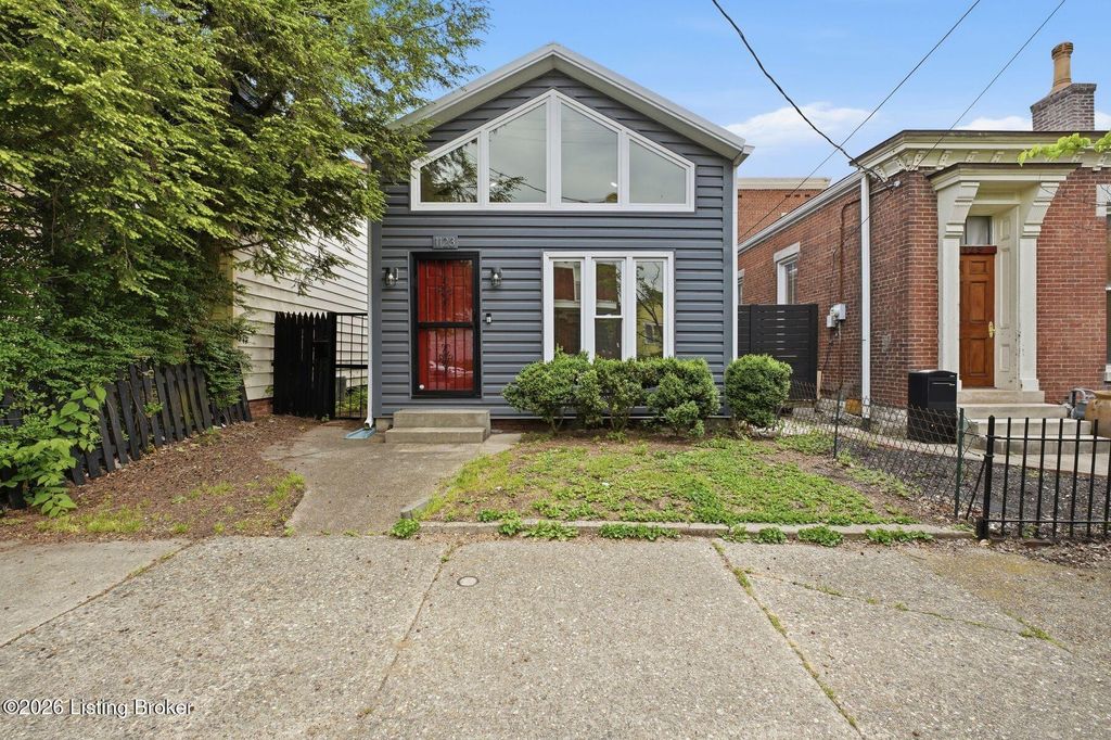 Photo of 1123 Rogers St, Louisville, KY 40204 (MLS # 1716804)
