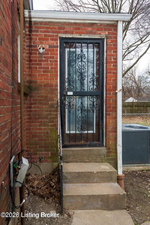 Tiny photo for 3664 Kahlert Ave, Louisville, KY 40215 (MLS # 1712785)