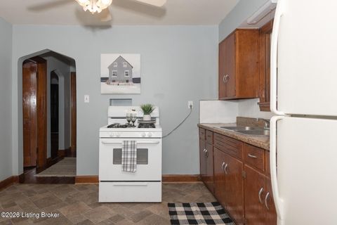 Tiny photo for 3664 Kahlert Ave, Louisville, KY 40215 (MLS # 1712785)