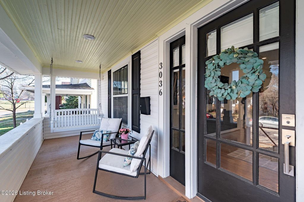 Photo of 3036 Aubert Ave, Louisville, KY 40206 (MLS # 1710535)