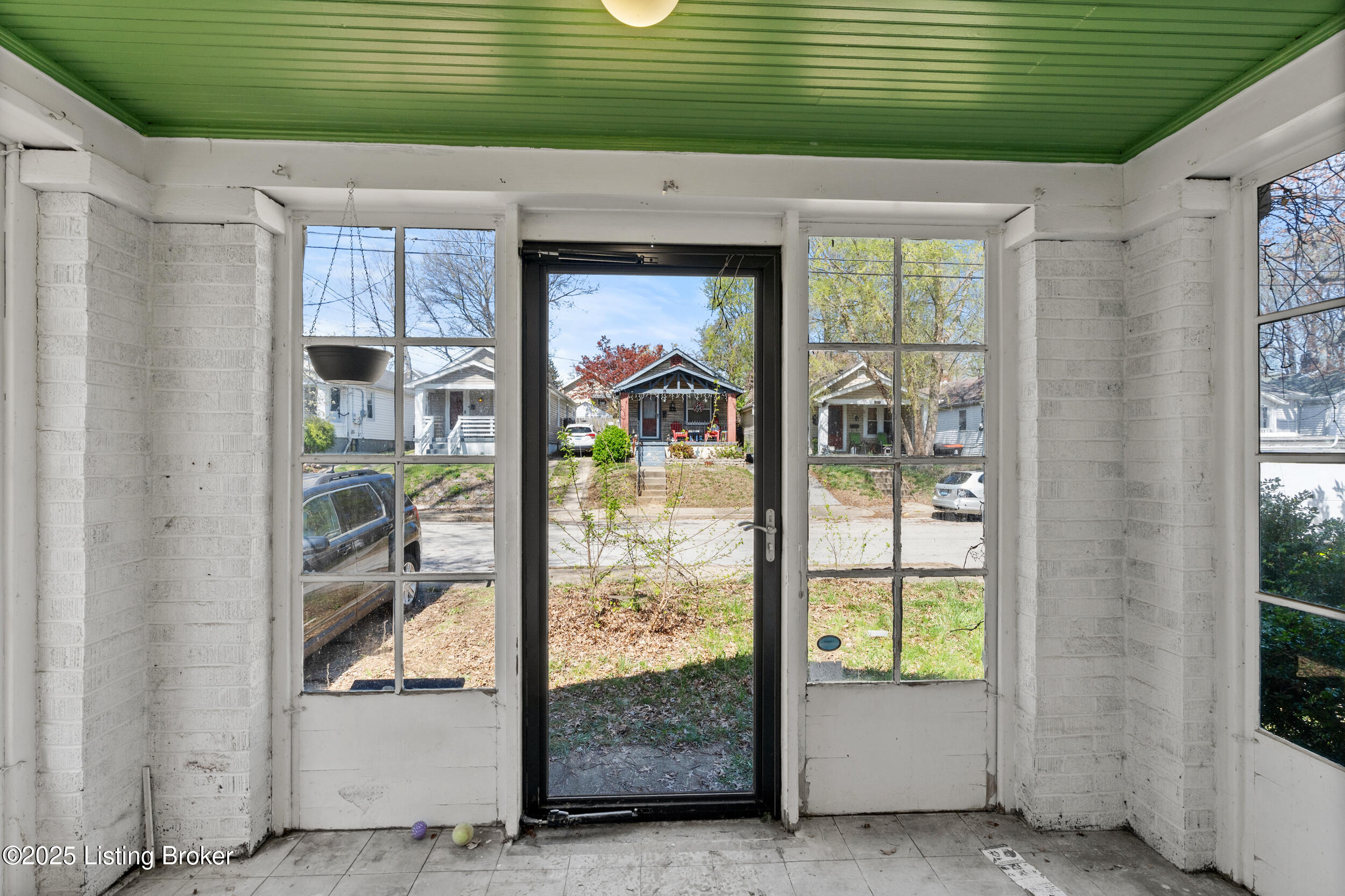 1032 Wagner Ave, Louisville, Kentucky image 5