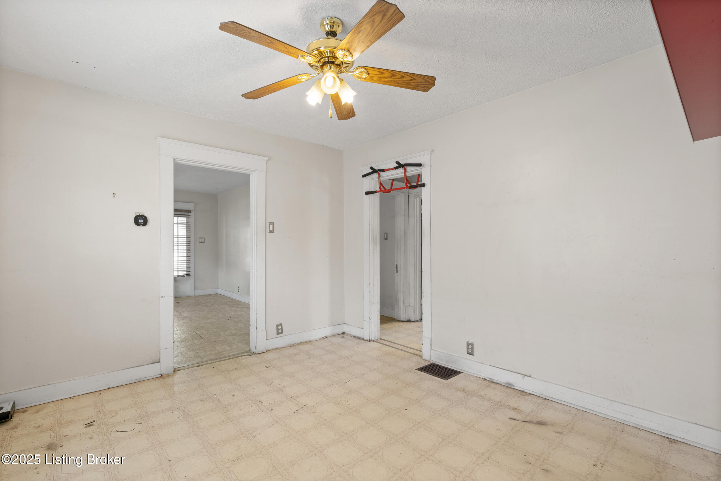 1032 Wagner Ave, Louisville, Kentucky image 9