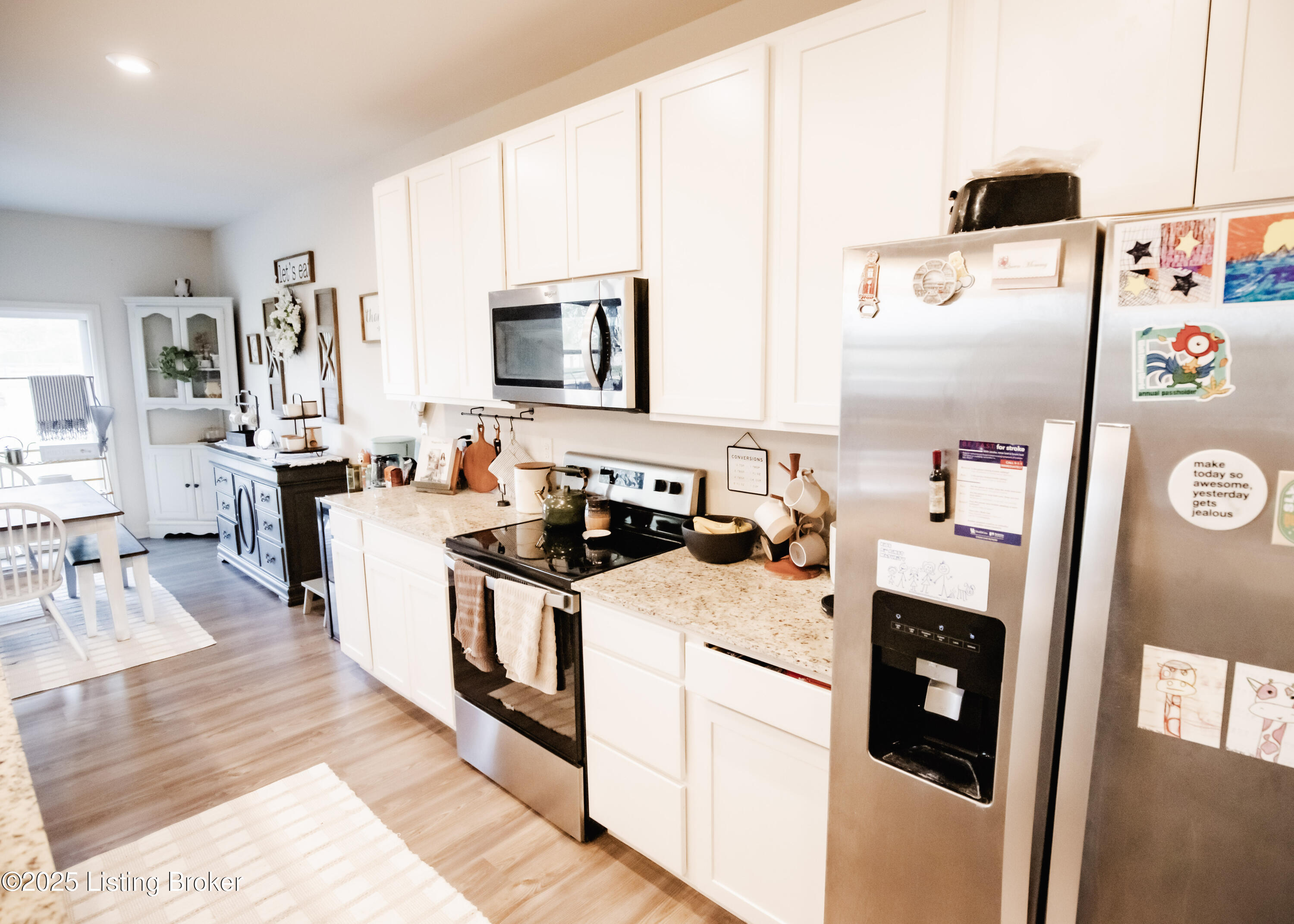 12039 Wooden Trace Dr, Louisville, Pennsylvania image 12