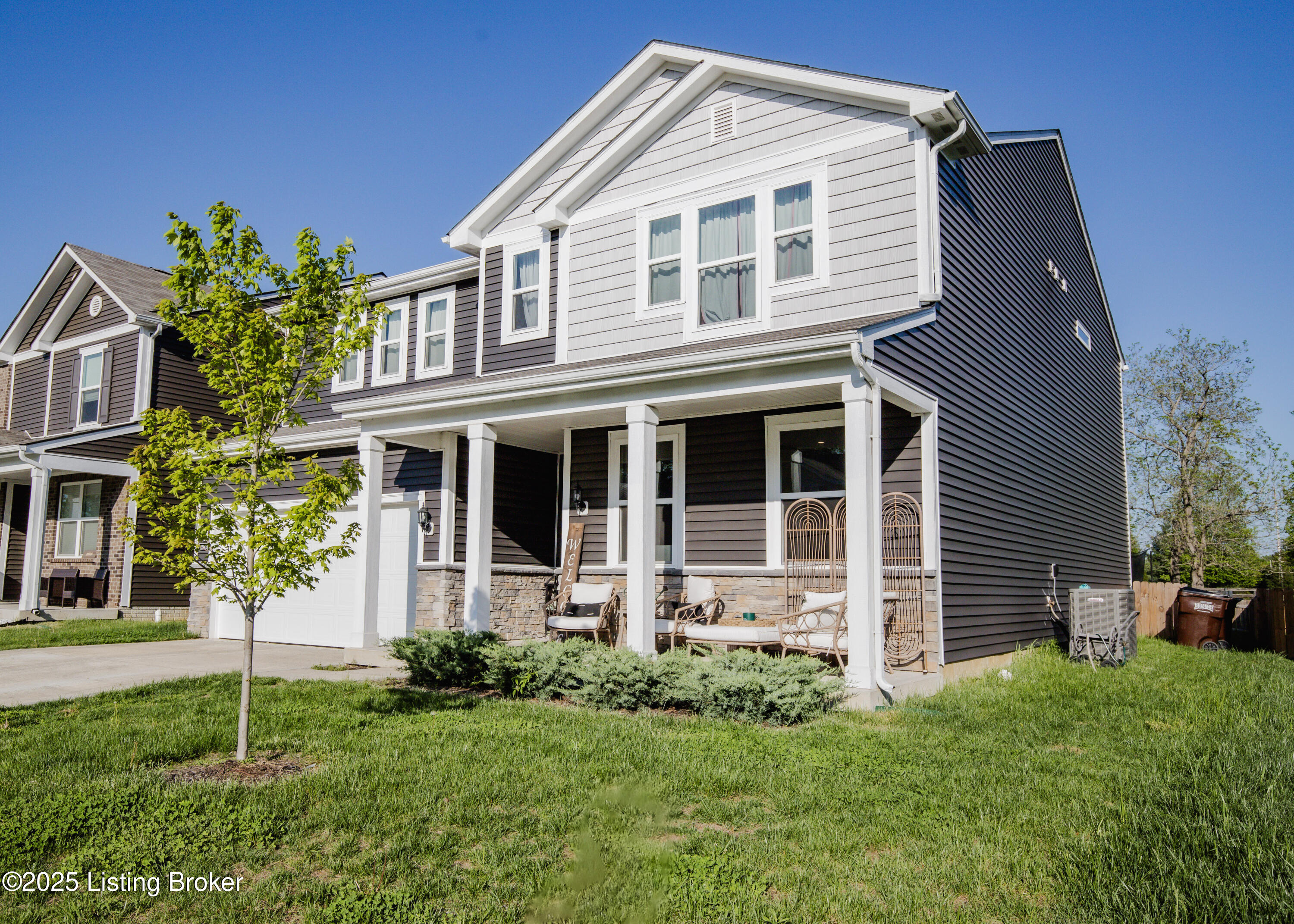 12039 Wooden Trace Dr, Louisville, Pennsylvania image 3
