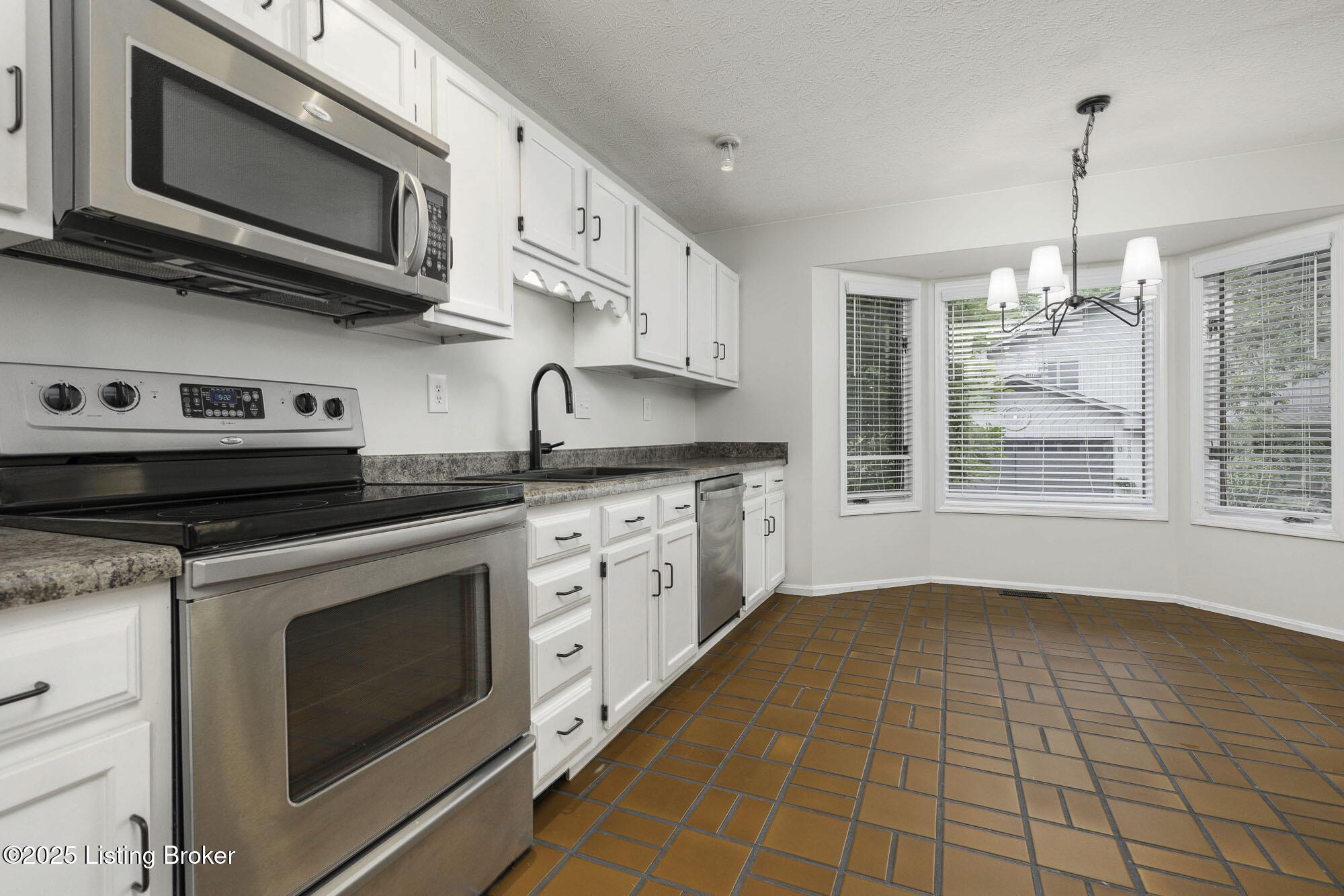 5619 Harrods Cove, Prospect, Pennsylvania image 10