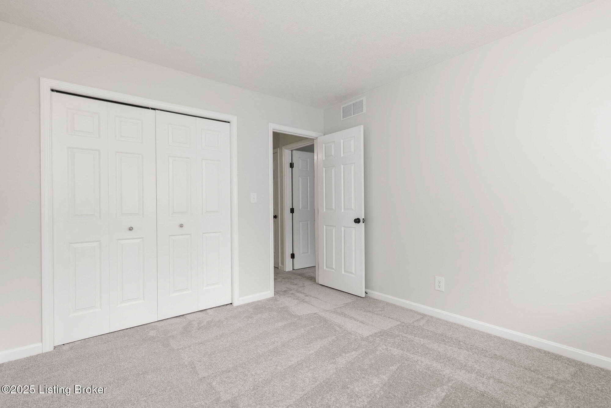 5619 Harrods Cove, Prospect, Pennsylvania image 24