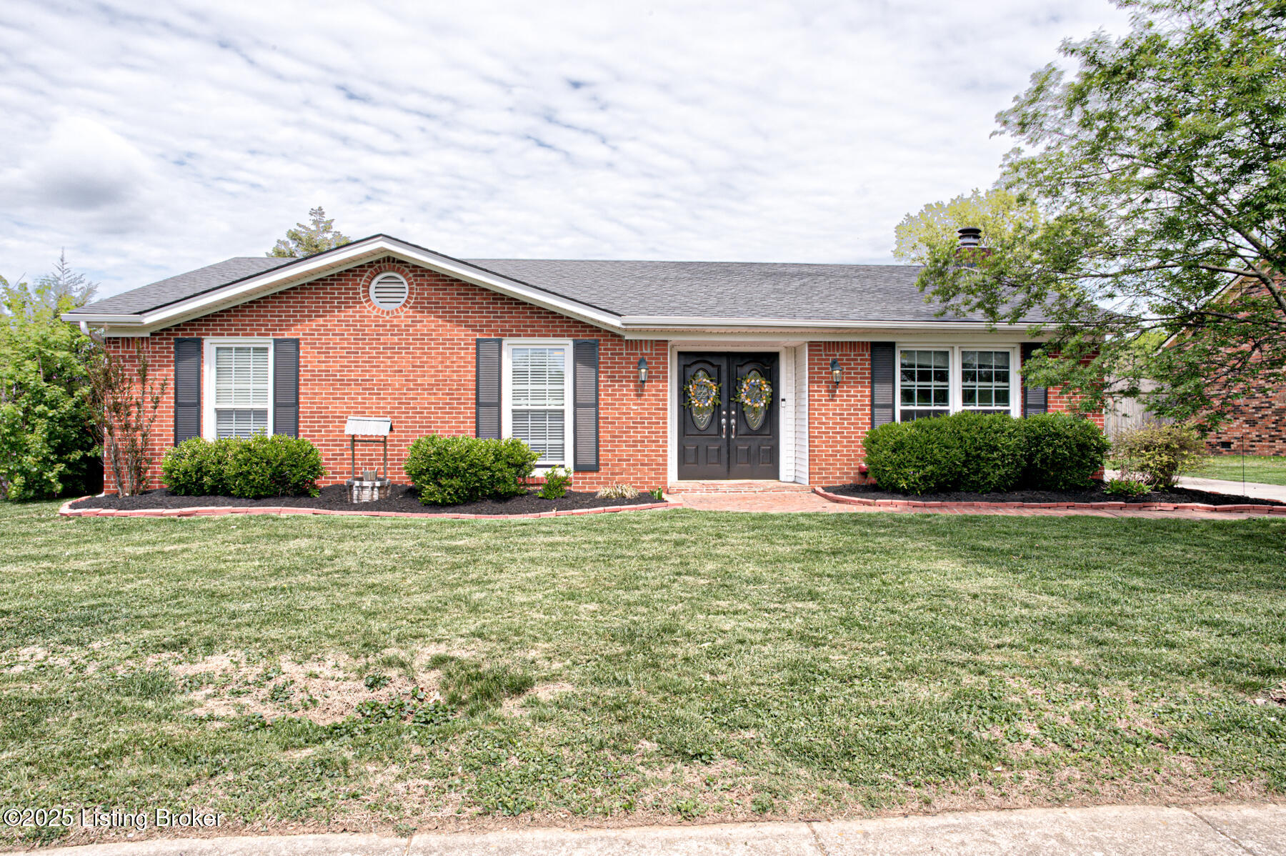 9103 Westport Rd, Louisville, Pennsylvania image 1