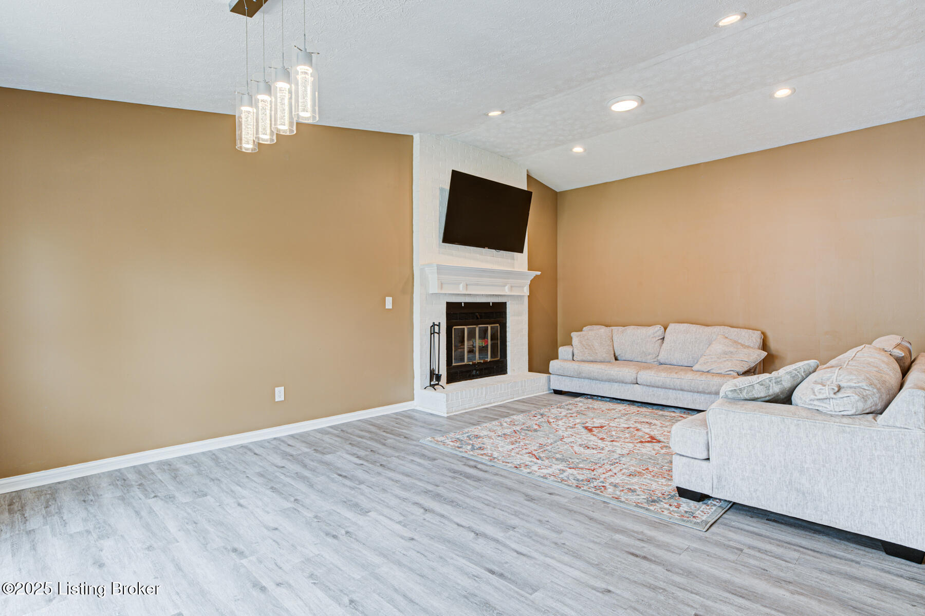 9103 Westport Rd, Louisville, Pennsylvania image 6