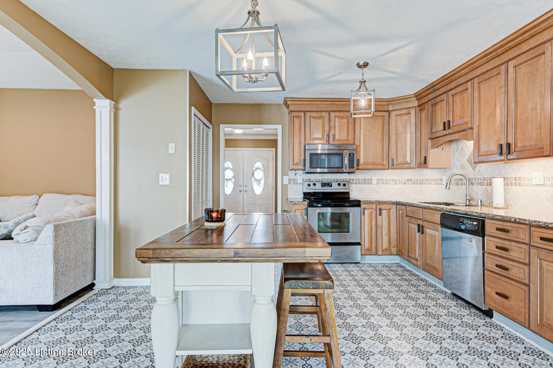 9103 Westport Rd, Louisville, Pennsylvania image 10