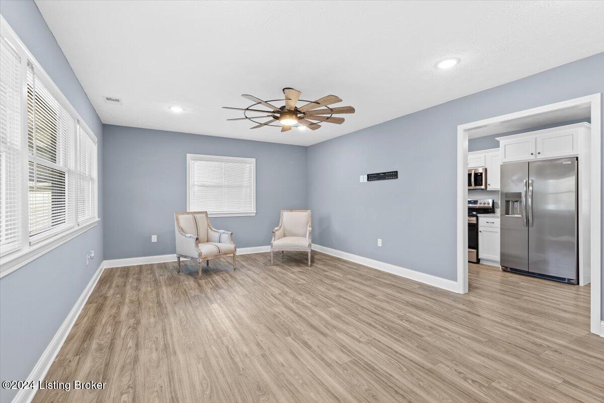314 S Lincoln Blvd, Hodgenville, Kentucky image 6
