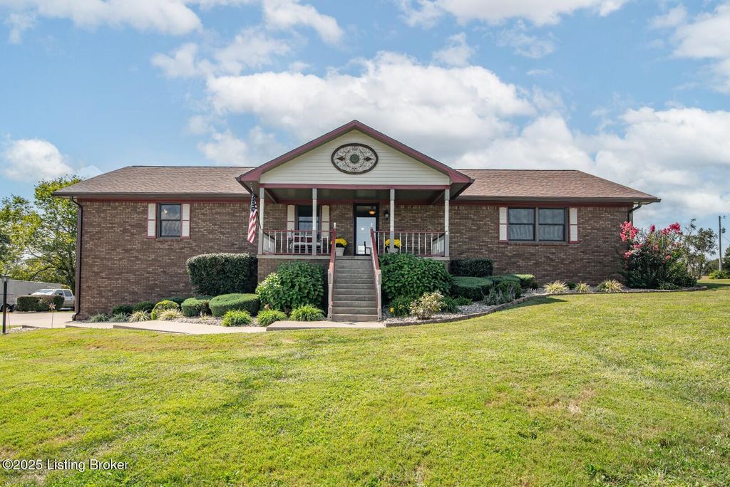 Photo of 11441 Rineyville Rd, Vine Grove, KY 40175 (MLS # 1702092)
