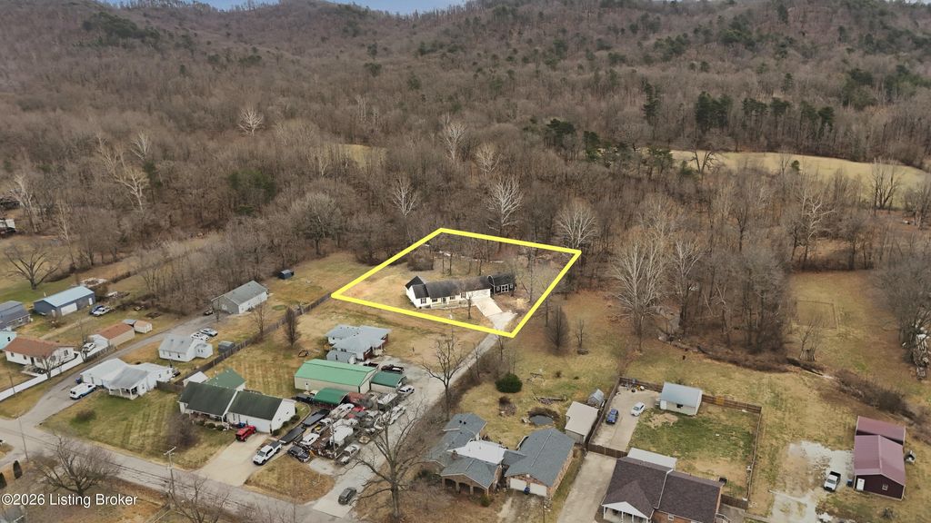 Photo of 11515 Scott Mills Rd, Fairdale, KY 40118 (MLS # 1707645)