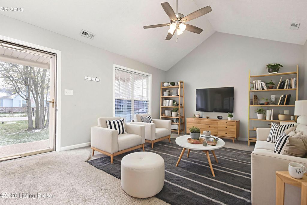 Photo of 205 Tecumseh Dr, Shepherdsville, KY 40165 (MLS # 1712982)