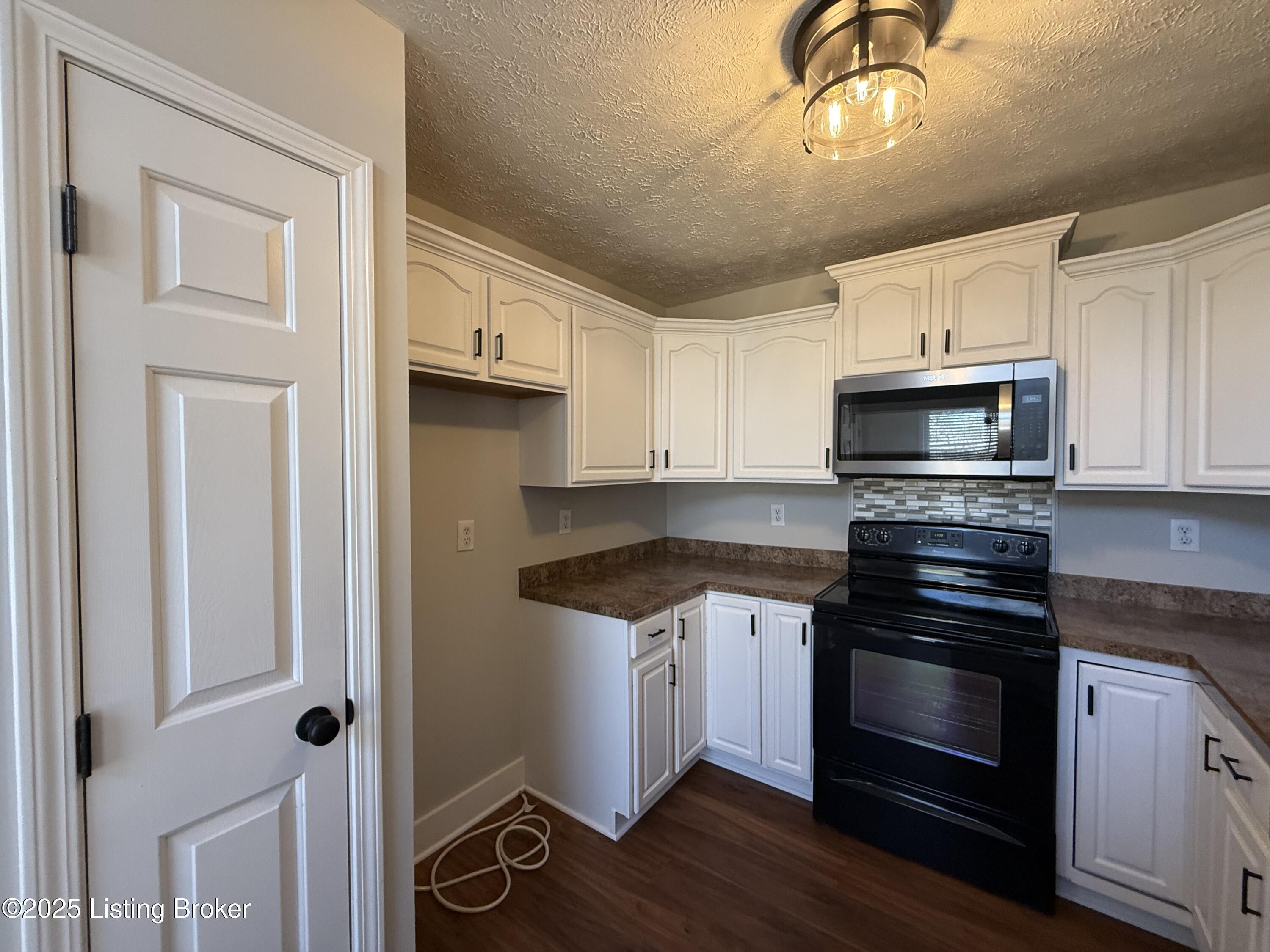 7624 Auburn Oaks Ct, Louisville, Kentucky image 15
