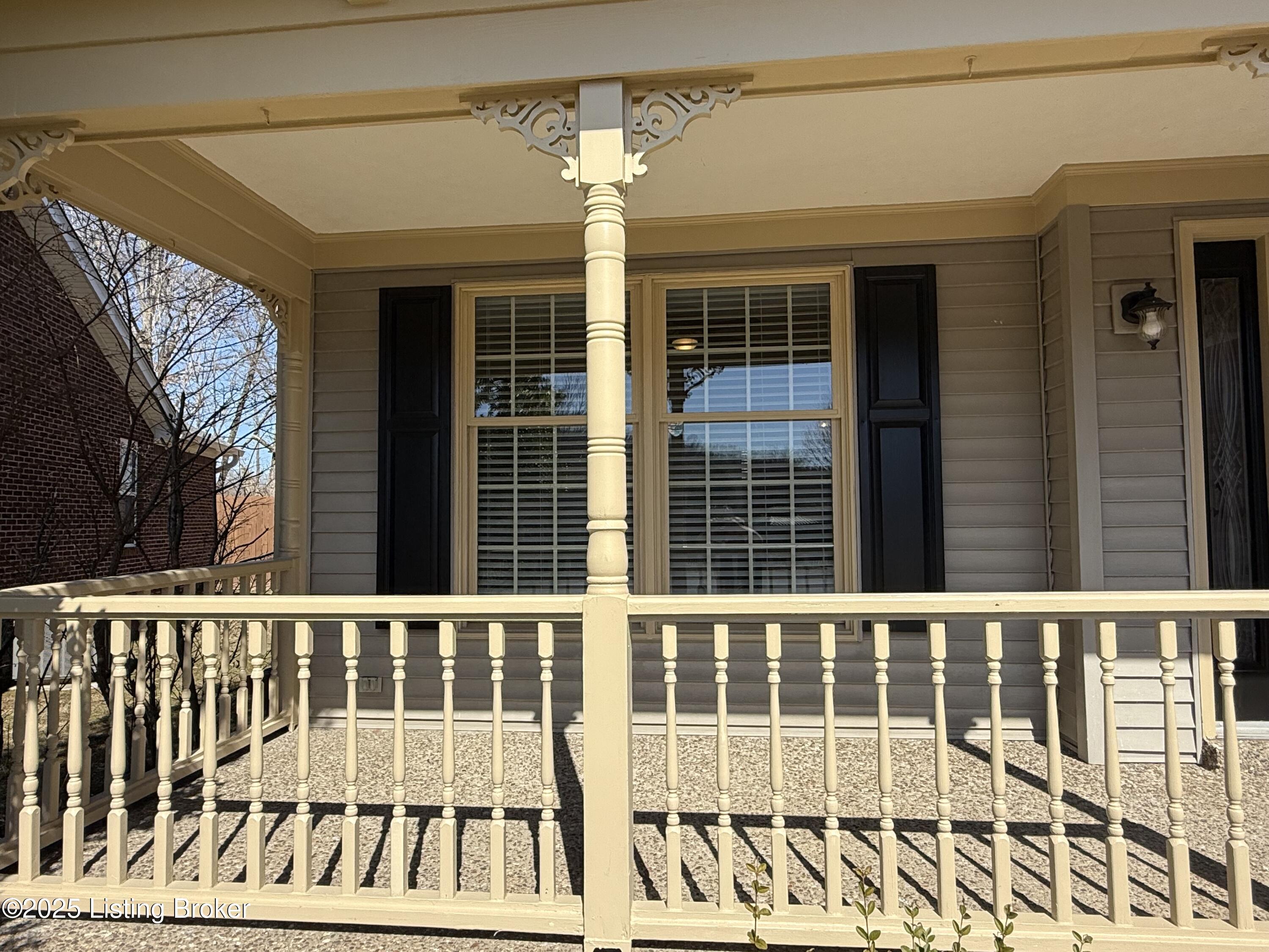 7624 Auburn Oaks Ct, Louisville, Kentucky image 3