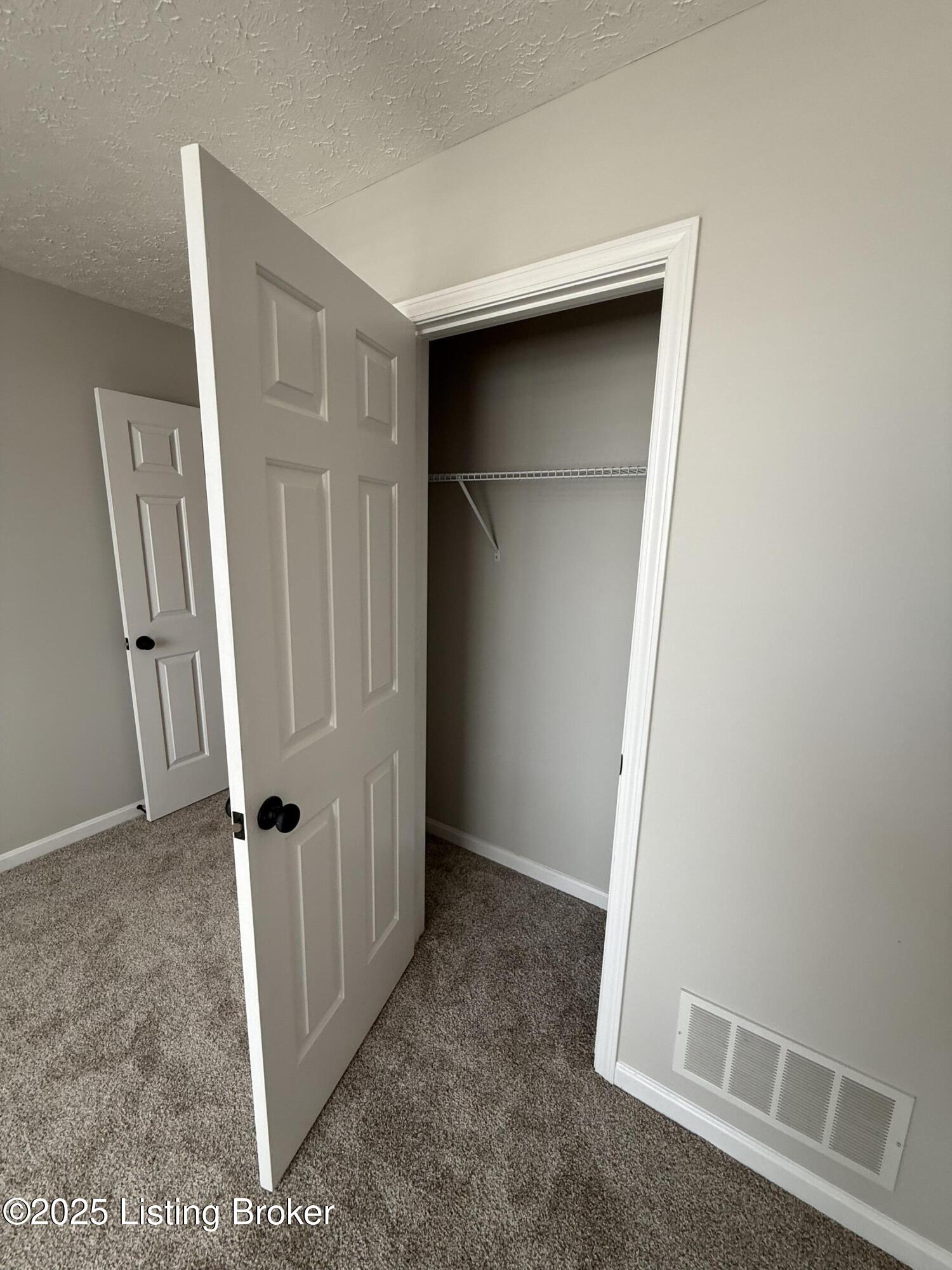 7624 Auburn Oaks Ct, Louisville, Kentucky image 29