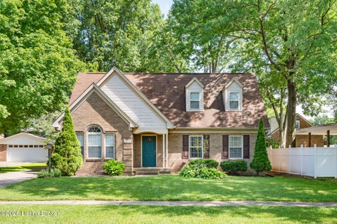 Photo of 3420 Eastside Dr, Louisville, KY 40220 (MLS # 1721146)
