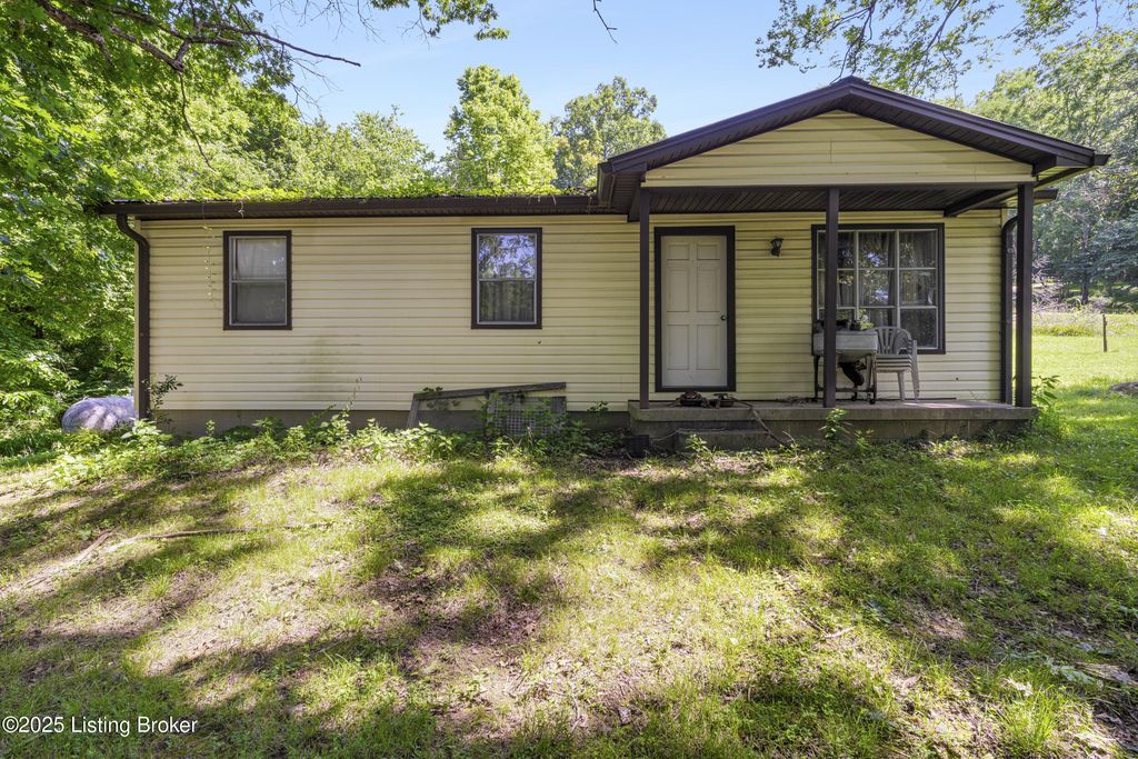 Photo of 2209 18 Mile Creek Rd, Westport, KY 40077 (MLS # 1698398)