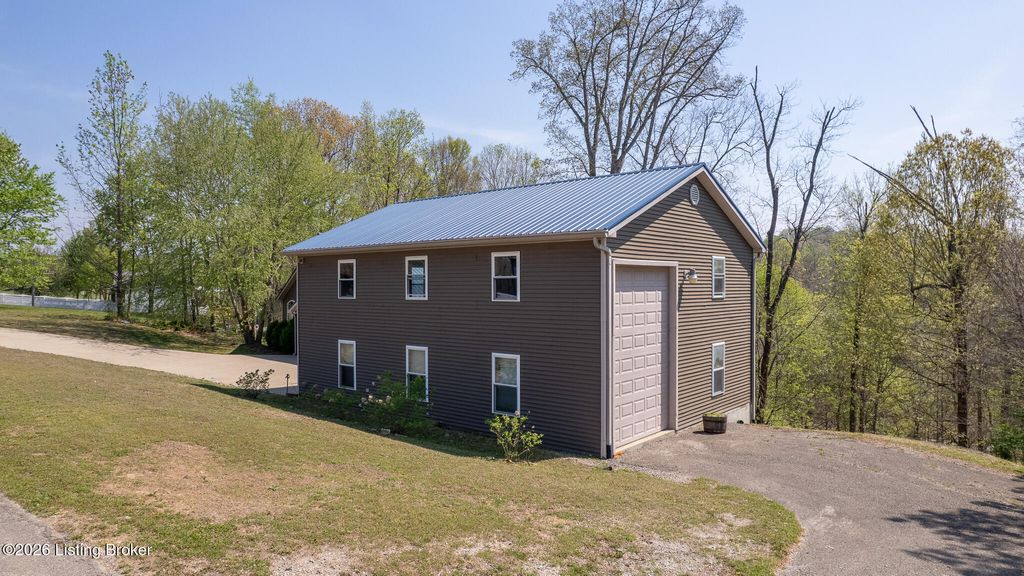 Photo of 193 Meadowview Ln, Hardinsburg, KY 40143 (MLS # 1714208)