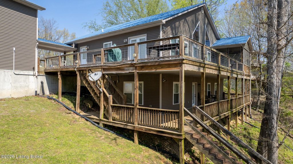 Photo of 193 Meadowview Ln, Hardinsburg, KY 40143 (MLS # 1714208)