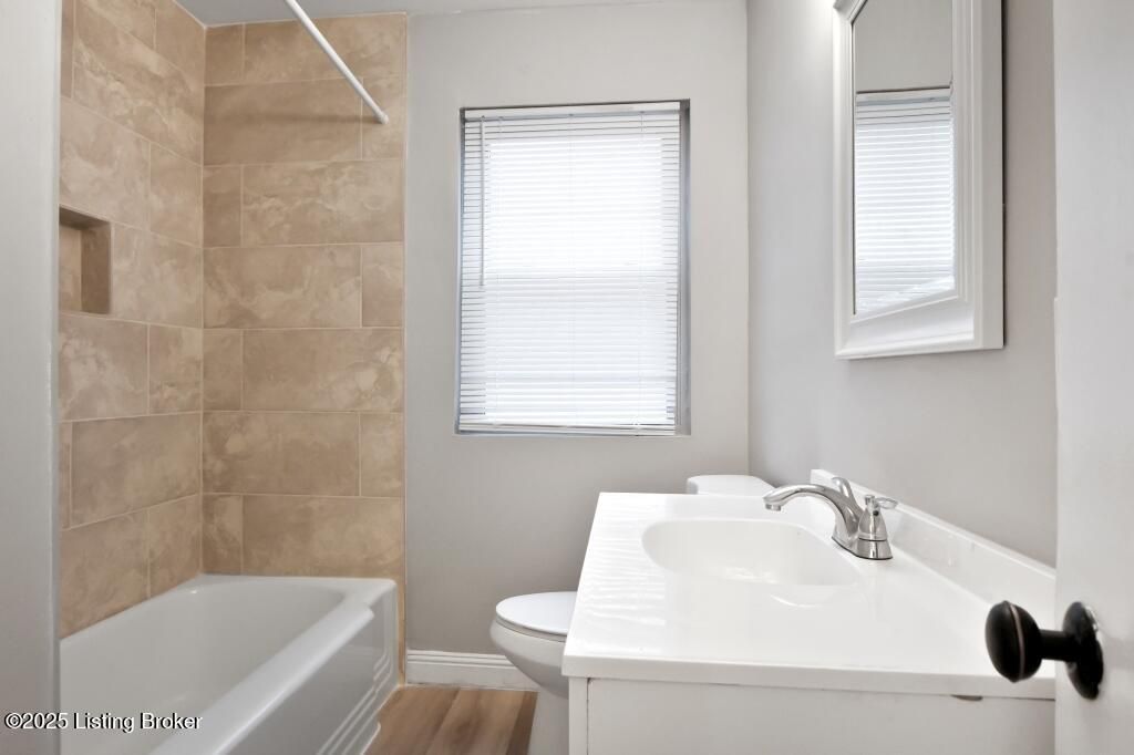 Photo of 2314 Grinstead Dr #1, Louisville, KY 40204 (MLS # 1704006)