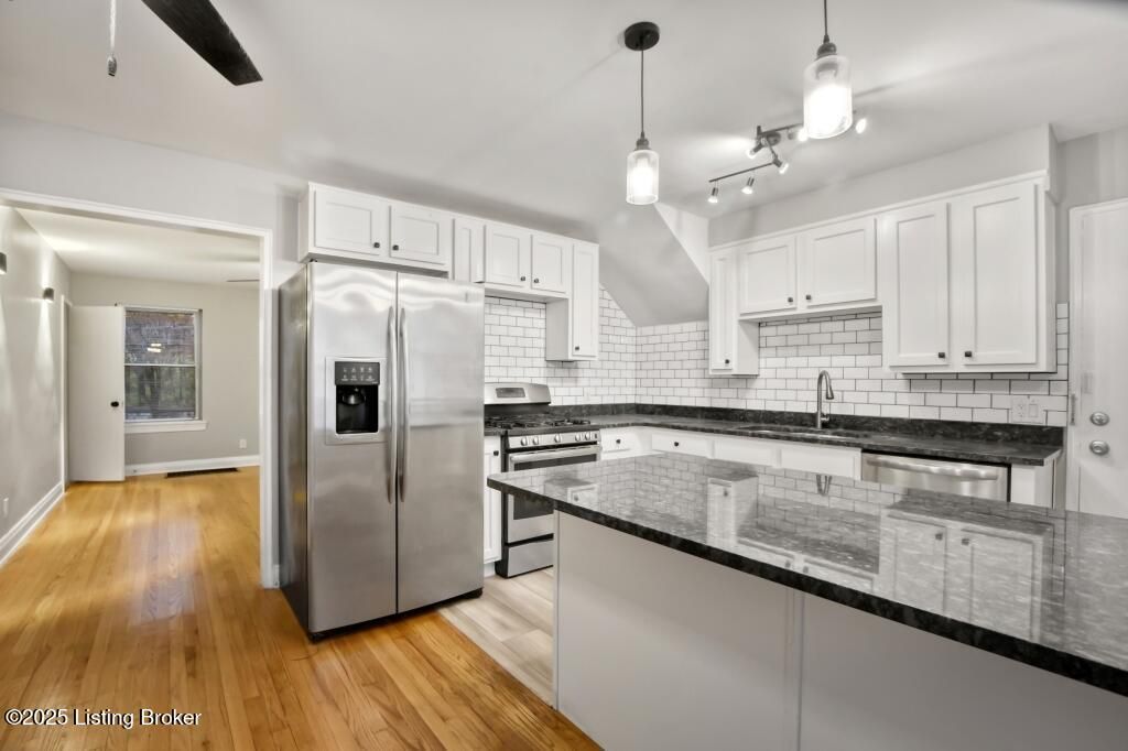 Photo of 2314 Grinstead Dr #1, Louisville, KY 40204 (MLS # 1704006)