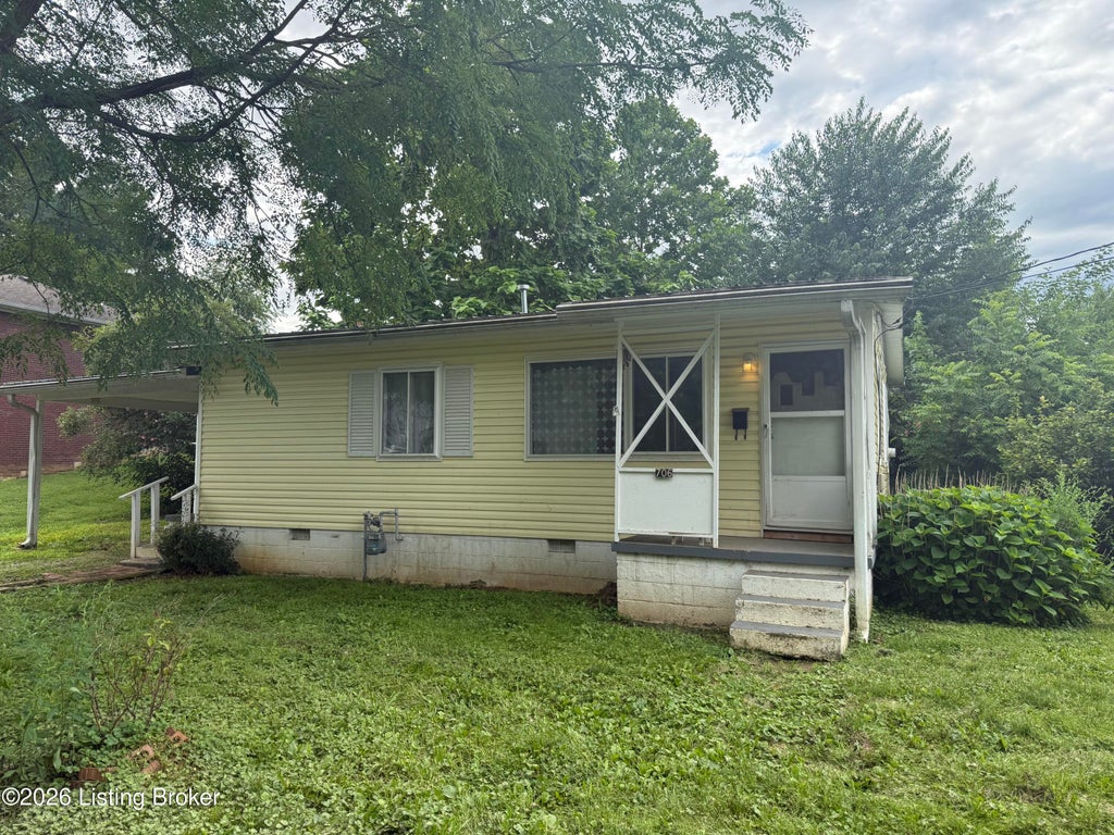 Photo of 706 Bland St, Brandenburg, KY 40108 (MLS # 1720961)