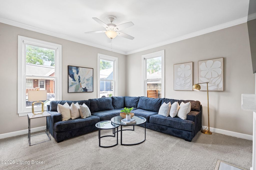 Photo of 409 Lafayette Ave, Bellevue, KY 41073 (MLS # 1716836)
