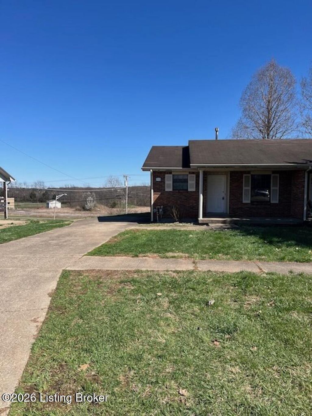 Photo of 1707A Cliff Ridge Ct #A, Elizabethtown, KY 42701 (MLS # 1711288)