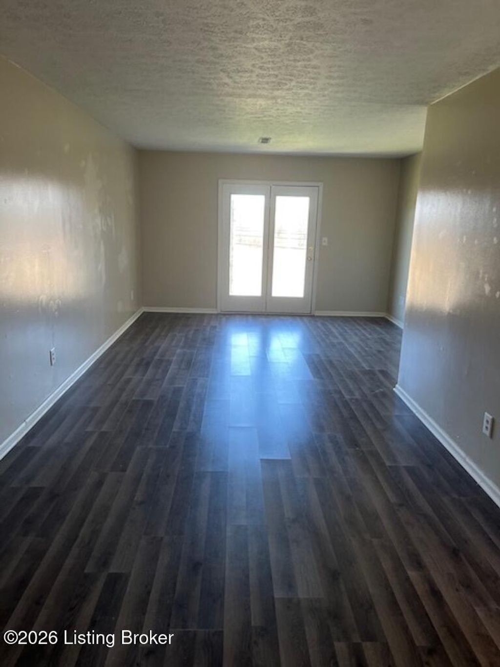 Photo of 1707A Cliff Ridge Ct #A, Elizabethtown, KY 42701 (MLS # 1711288)