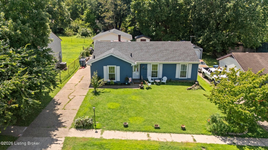 Photo of 11404 Deham Dr, Louisville, KY 40241 (MLS # 1726690)