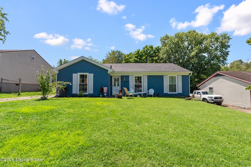 Photo of 11404 Deham Dr, Louisville, KY 40241 (MLS # 1726690)