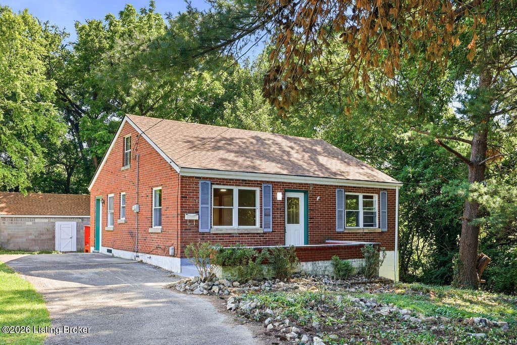Photo of 211 Delmont Ave, Louisville, KY 40206 (MLS # 1714712)