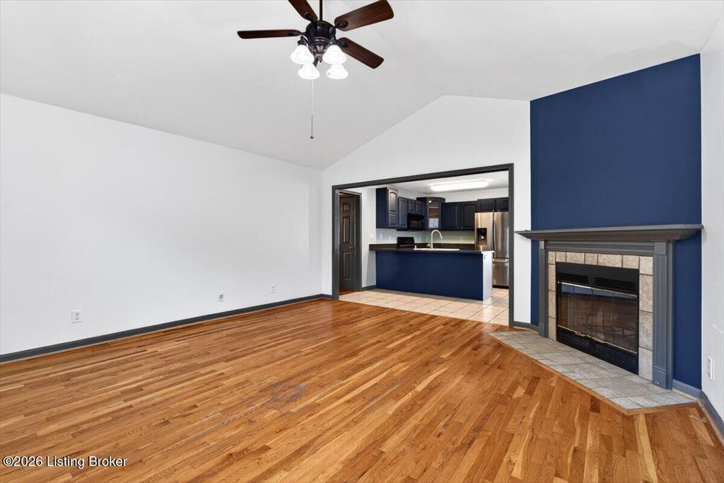 Photo of 11304 Cox Ave, Louisville, KY 40223 (MLS # 1719730)
