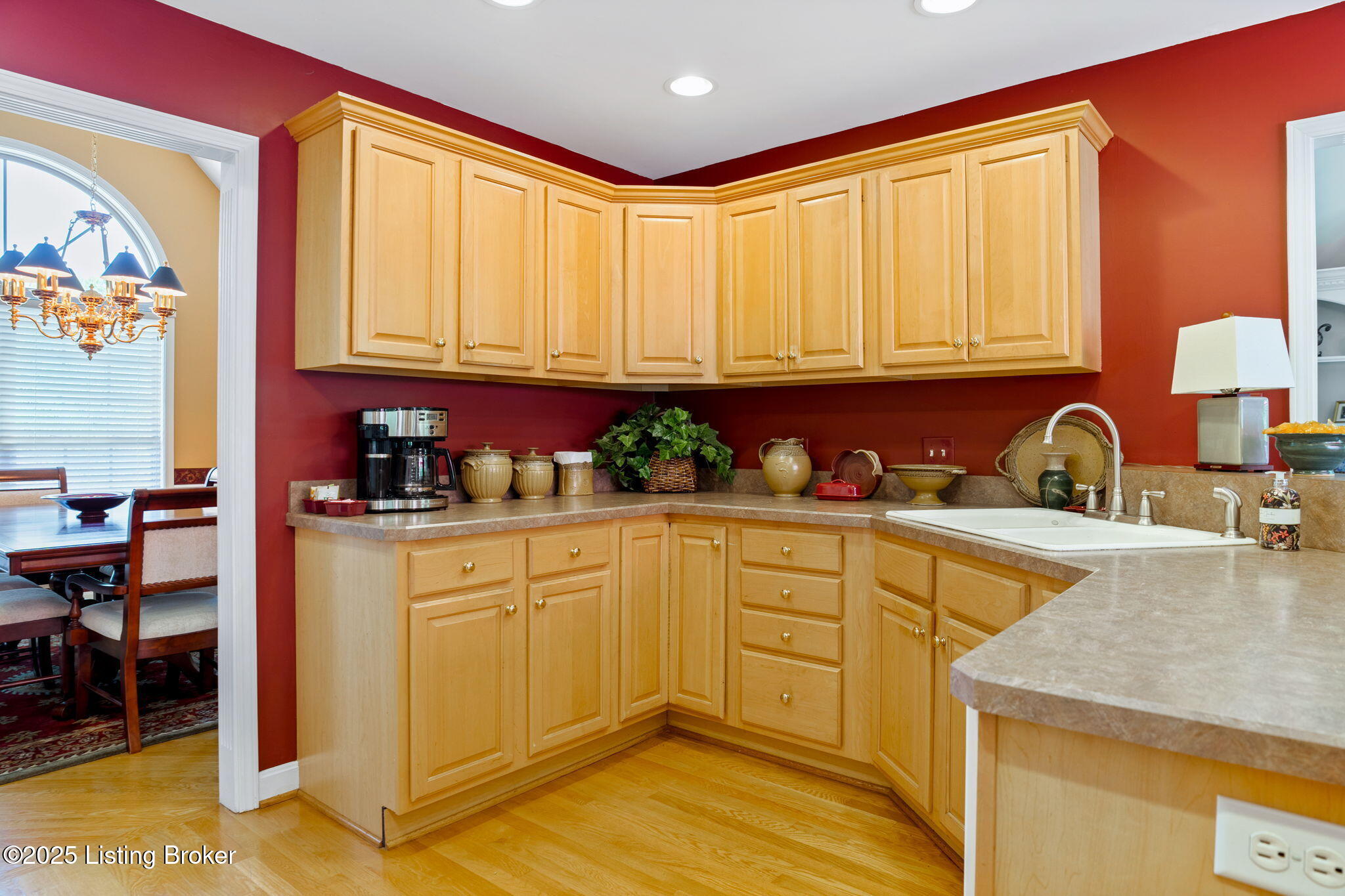 7312 E Orchard Grass Blvd, Crestwood, Pennsylvania image 11