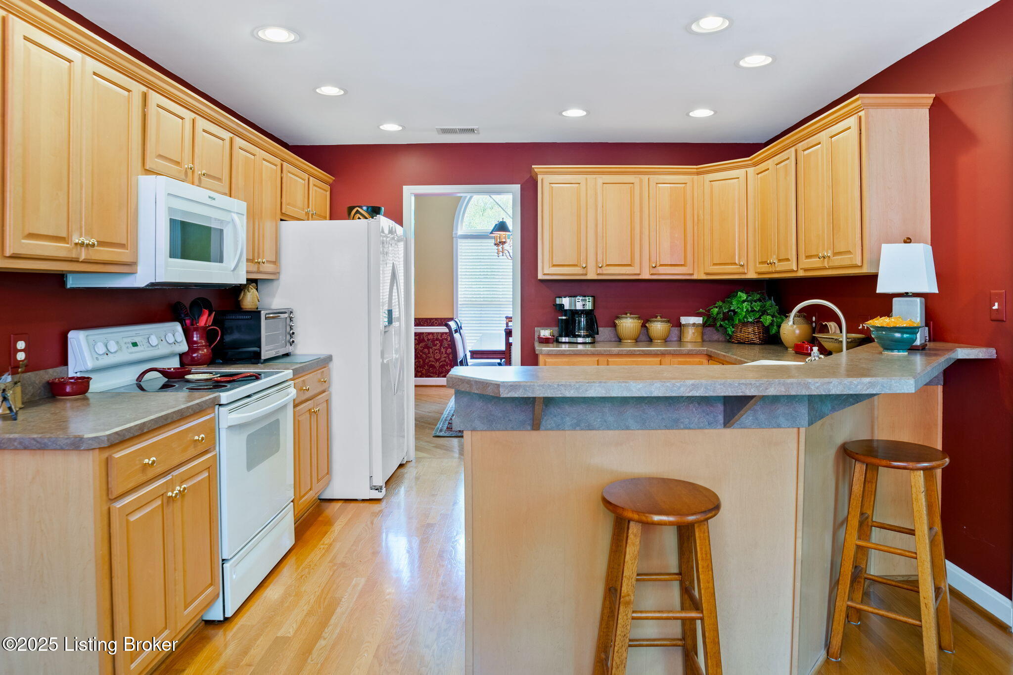 7312 E Orchard Grass Blvd, Crestwood, Pennsylvania image 9