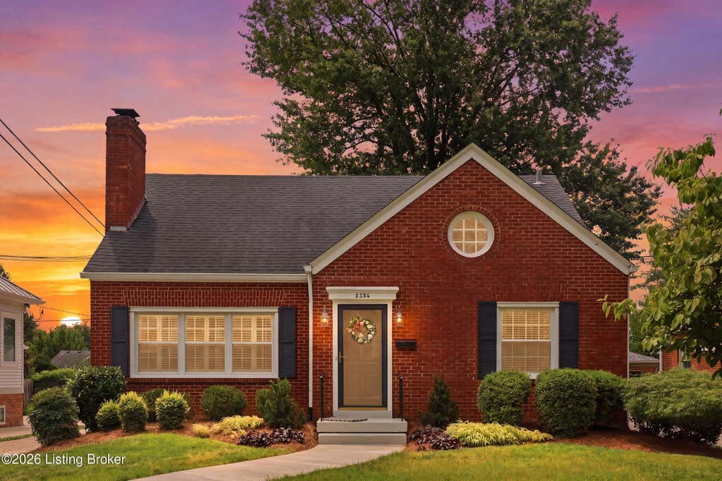 Photo of 2354 Tyler Ln, Louisville, KY 40205 (MLS # 1720522)