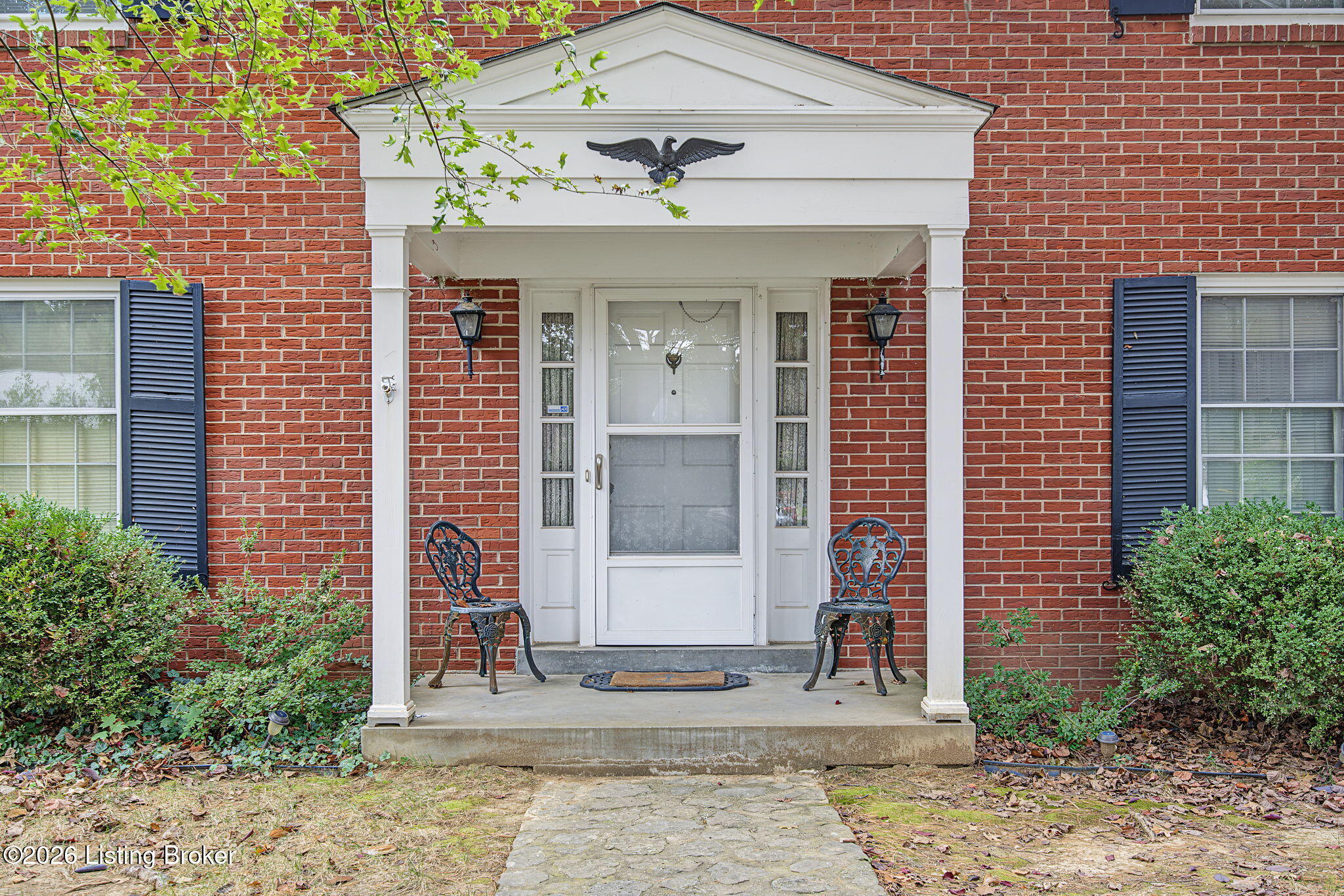 700 Hickory Ln