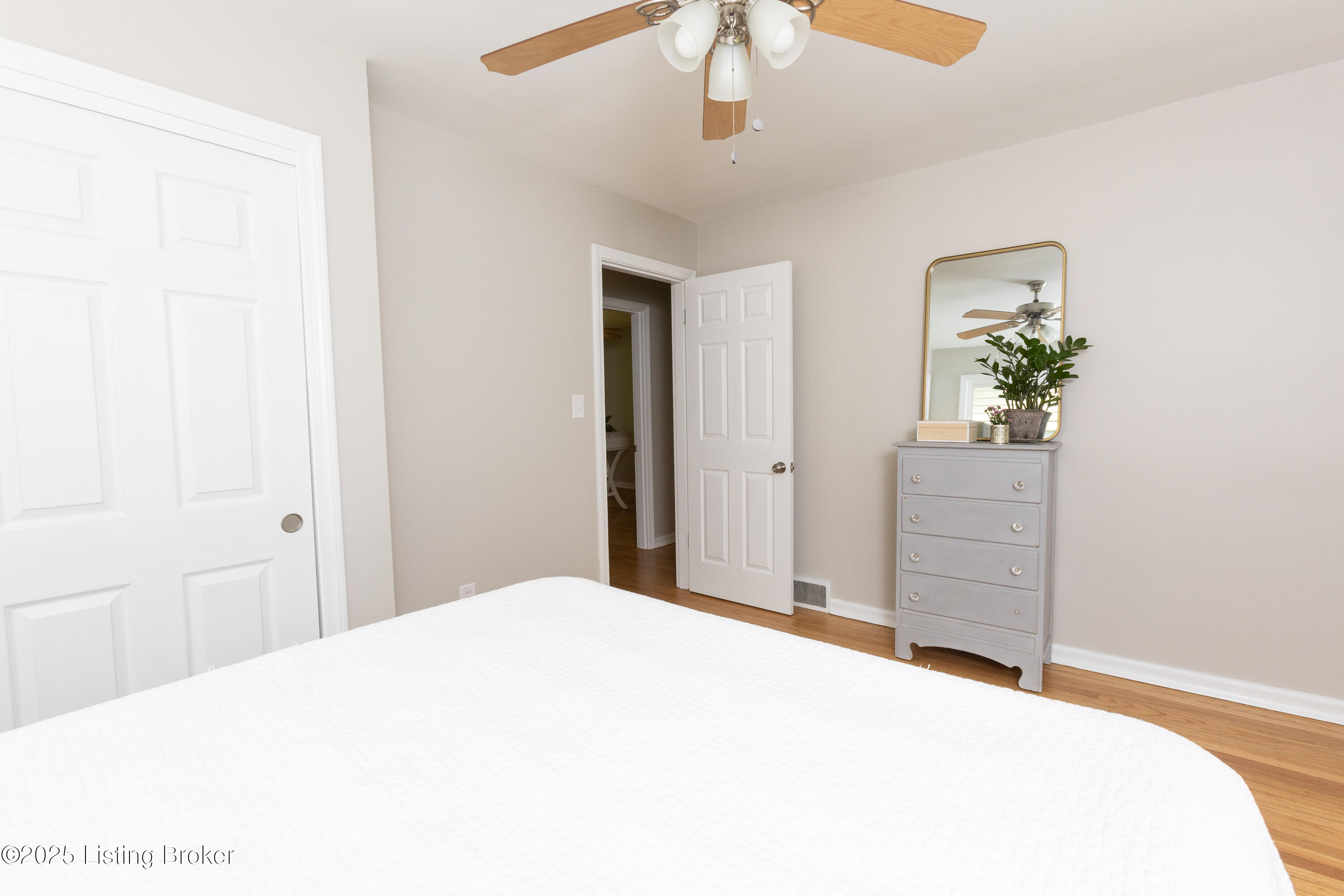 4241 Middlebrook Rd, Louisville, Kentucky image 14