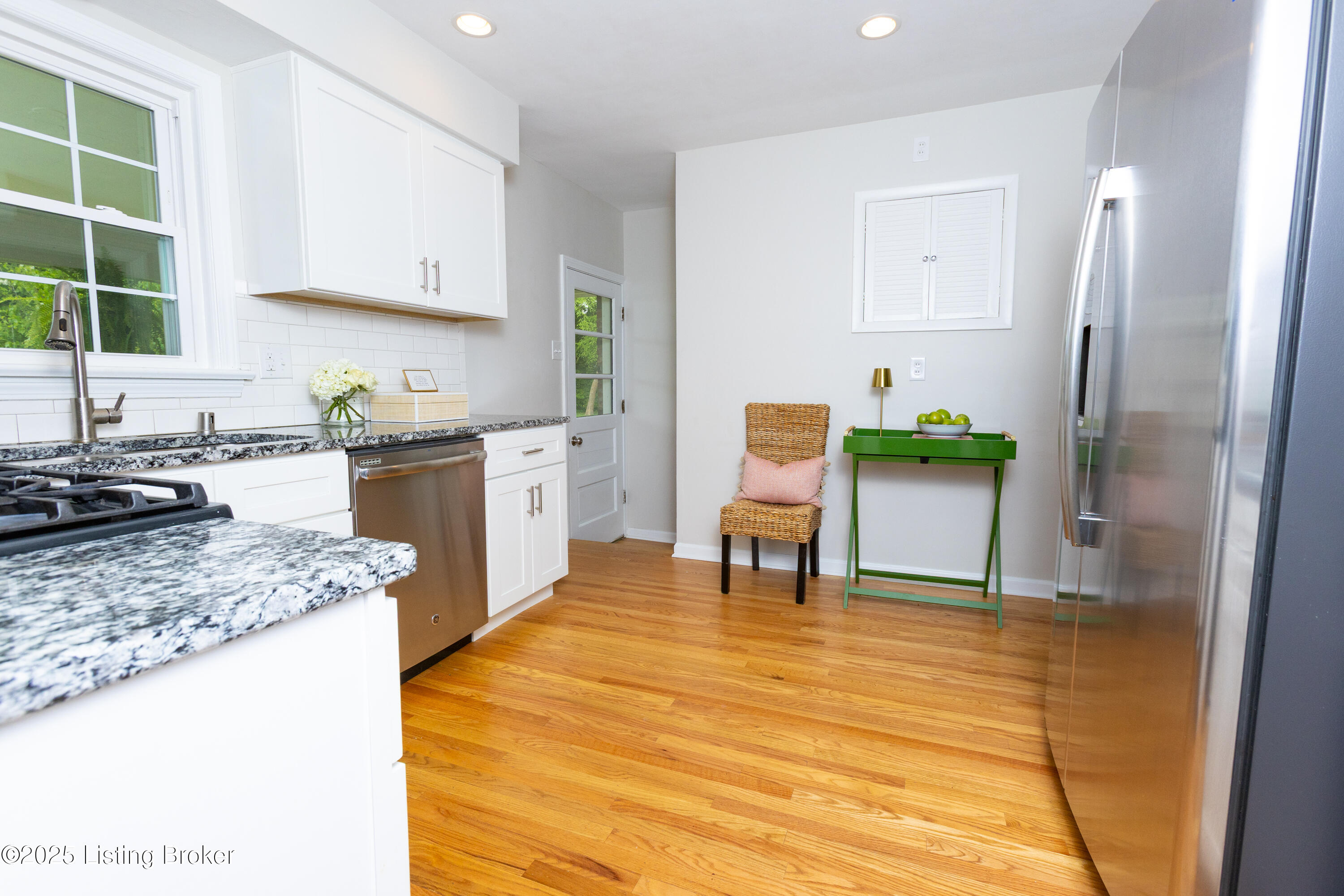 4241 Middlebrook Rd, Louisville, Kentucky image 8