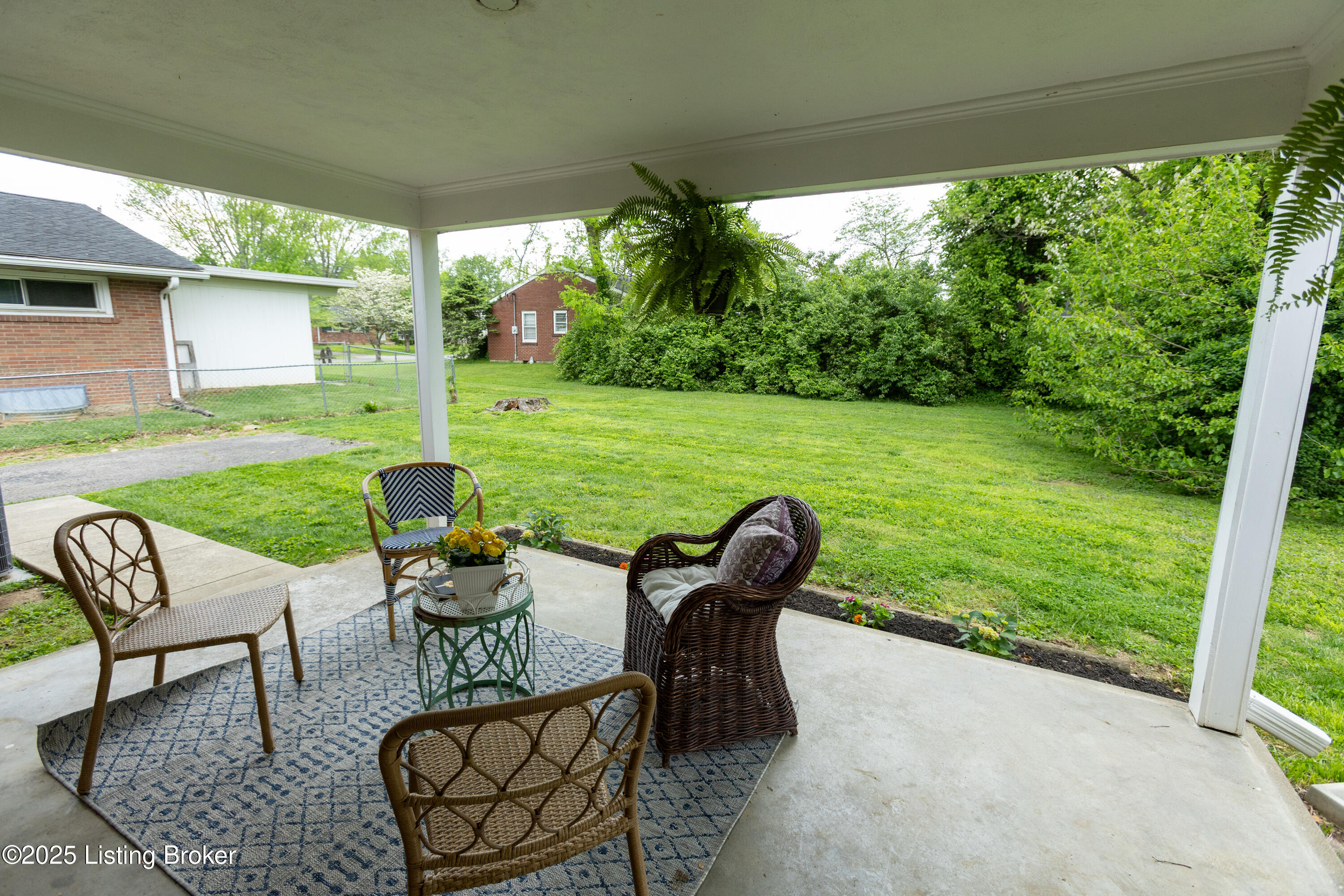 4241 Middlebrook Rd, Louisville, Kentucky image 25