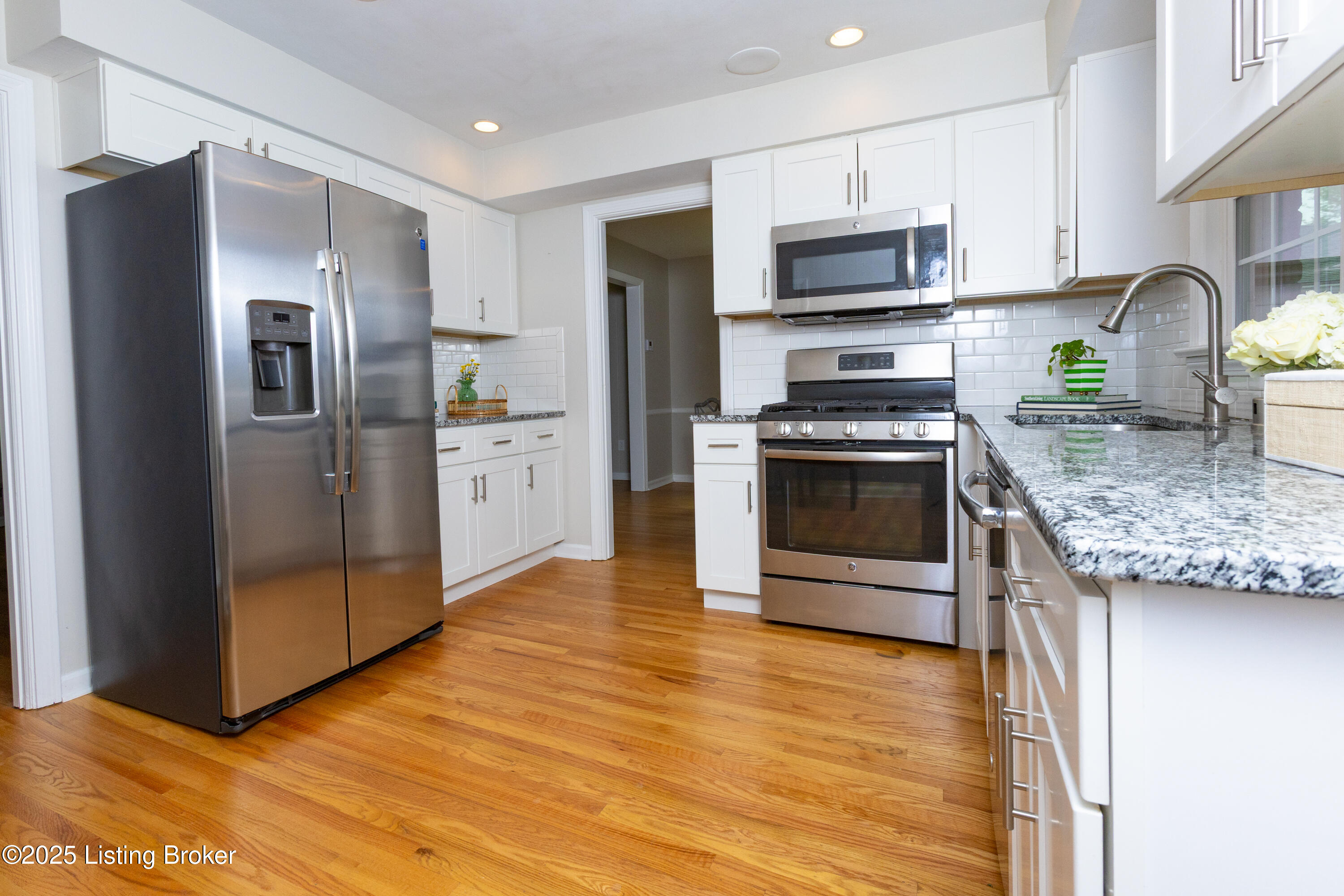 4241 Middlebrook Rd, Louisville, Kentucky image 9