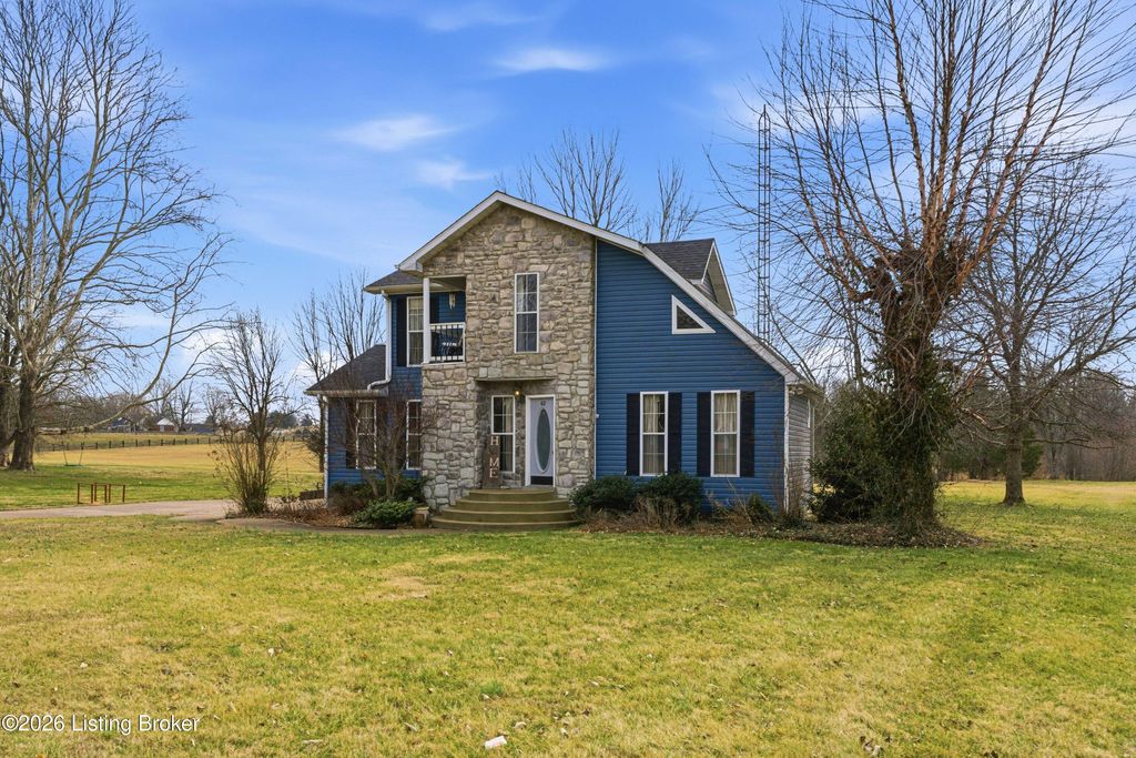 Photo of 63 Farmview Ln, Leitchfield, KY 42754 (MLS # 1710292)