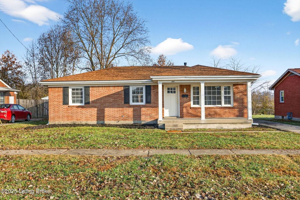 Photo of 4117 Kurtz Ave, Louisville, KY 40229 (MLS # 1704155)