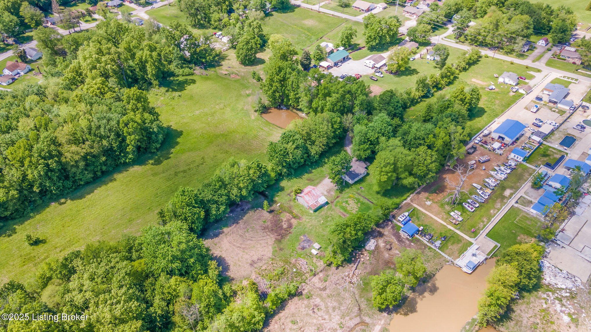 3608 Mud Ln, Louisville, Kentucky image 29