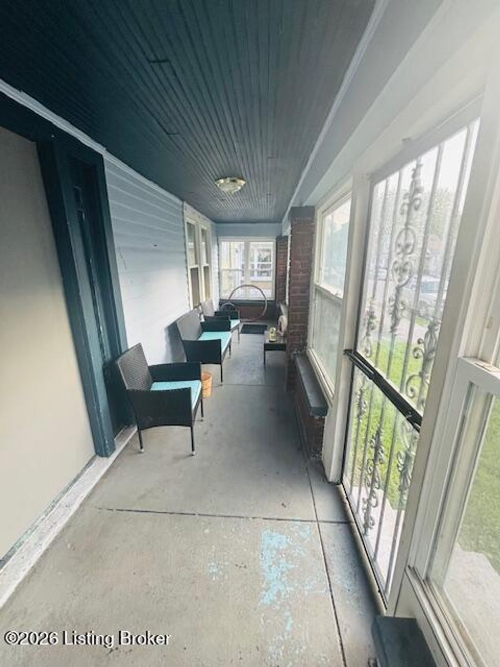 Photo of 114 N 46th St, Louisville, KY 40212 (MLS # 1714242)